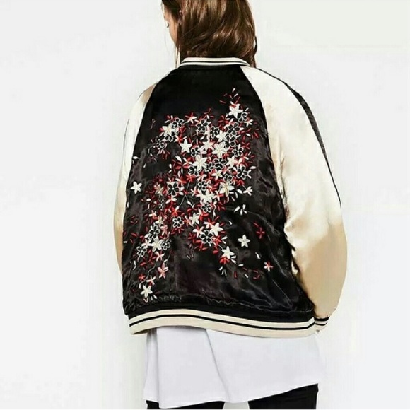 ✨Zara Reversible Bomber Jacket M✨ - Picture 4 of 11